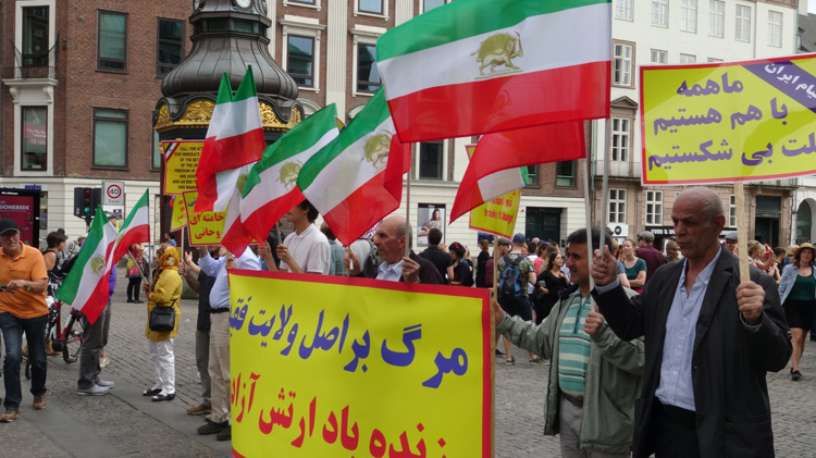 تظاهرات-مجاهدین-همبستگی-اعتراضات-در-ایران